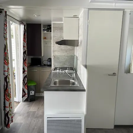 Mobilhome 4 Personnes Climatise Camping Les 7 Fonts * 아그
