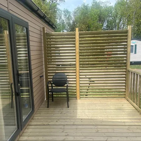 캠프장 Mobilhome 4 Personnes Climatise Camping Les 7 Fonts 아그